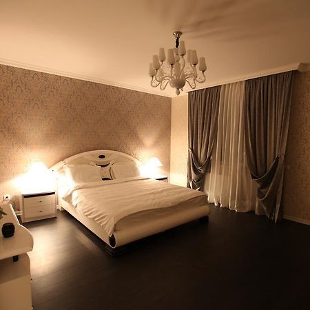 Grace Apartments Boryspilʼ Oda fotoğraf