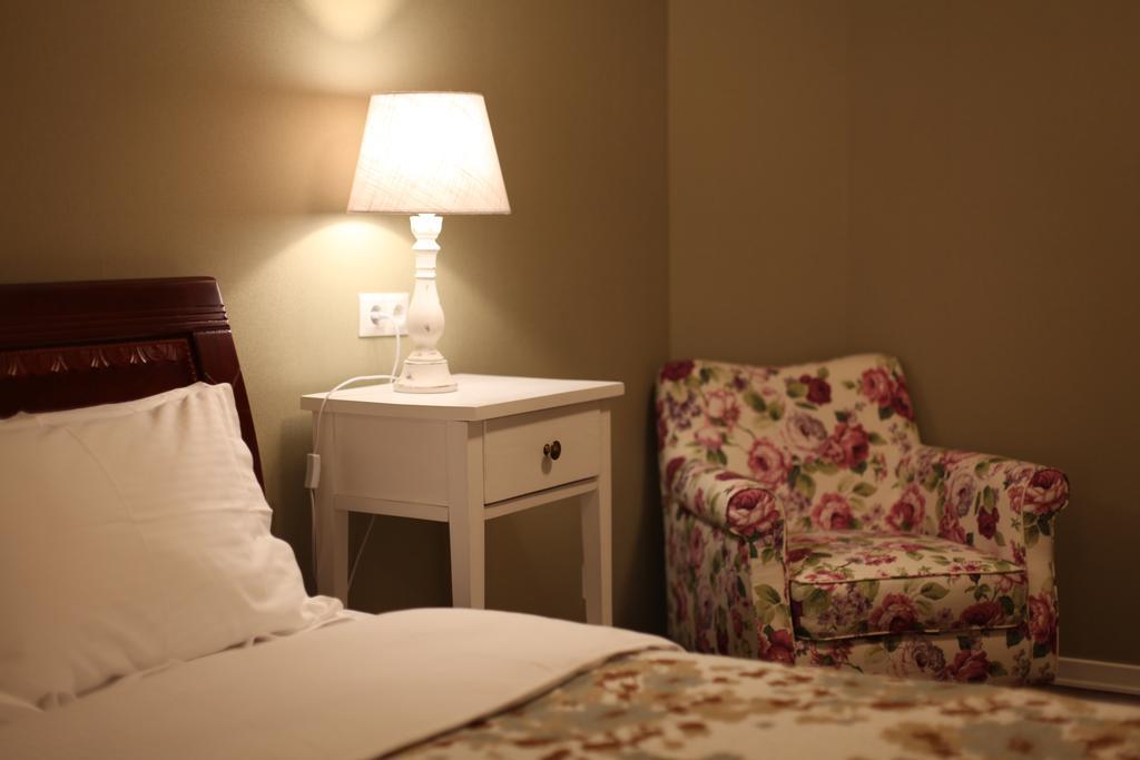 Grace Apartments Boryspilʼ Dış mekan fotoğraf